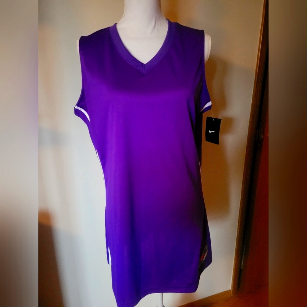 Athletic top